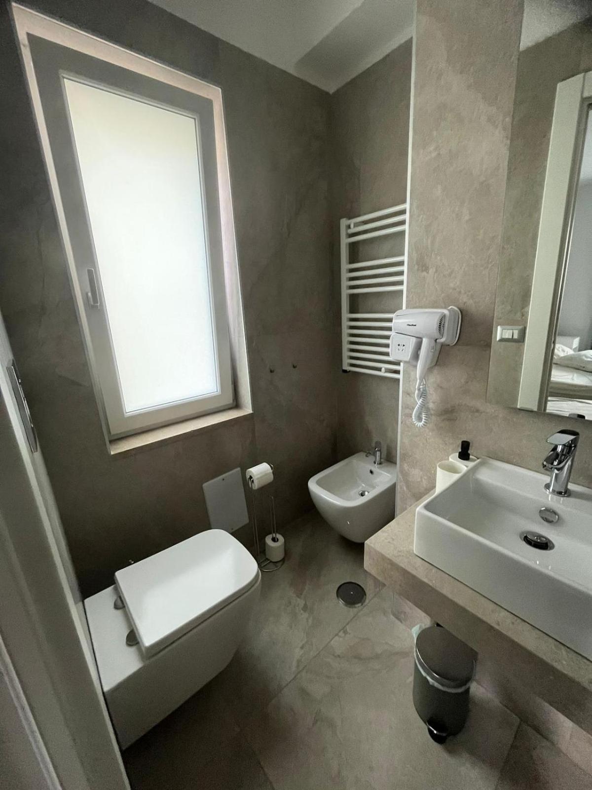 Domus Cervantes Apartment Nápoles Exterior foto