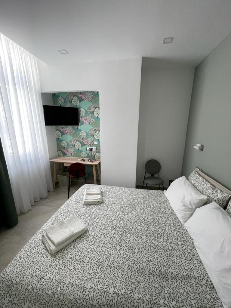 Domus Cervantes Apartment Nápoles Exterior foto